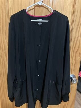 Scrubstar Black Medical Light Weight Jacket with Pink Trim